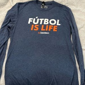 Futbol Is Life FC Cincinnati Cincy Shirt Tee - Medium